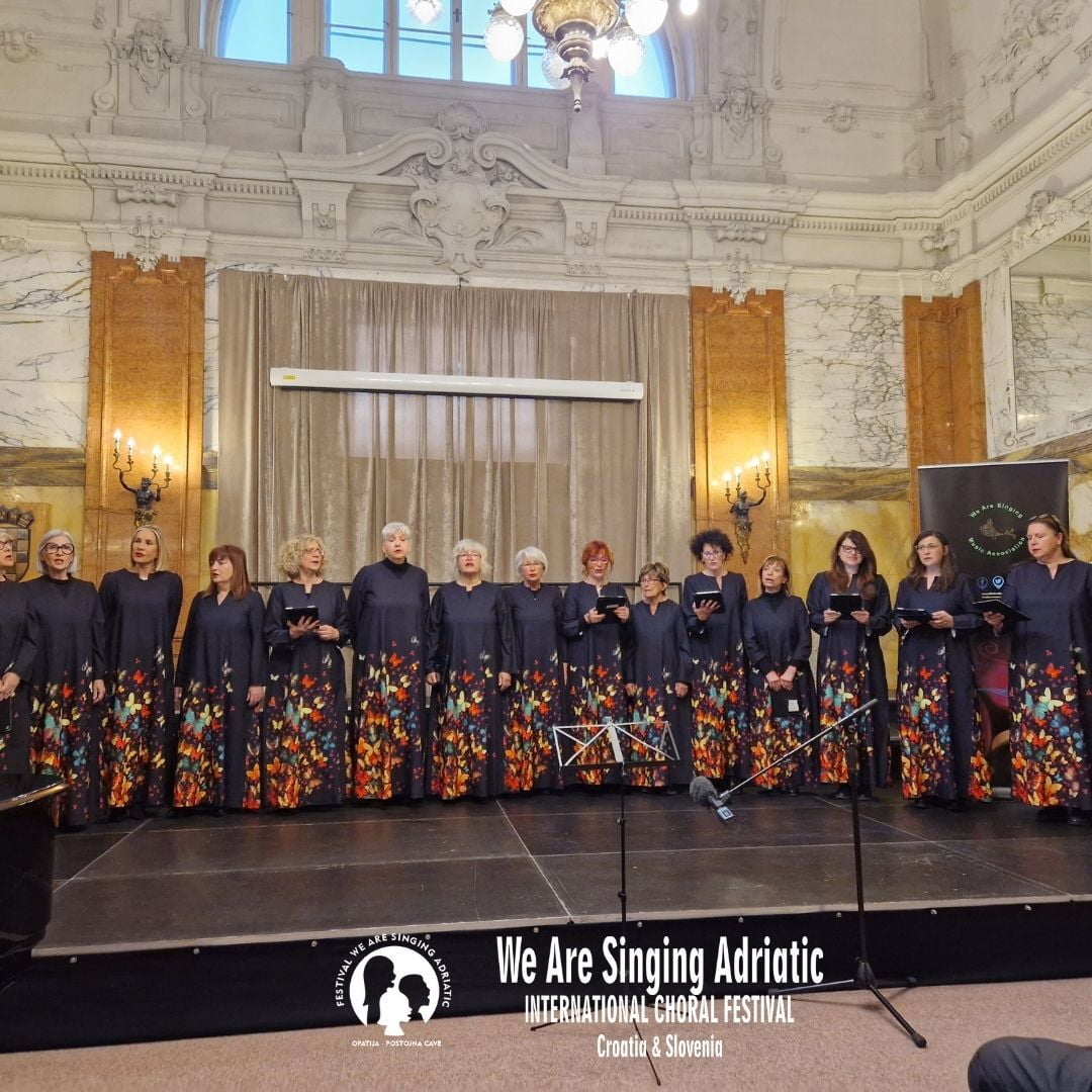 CHOIR OVER THE RAINBOW